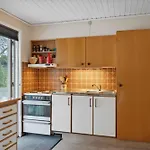 Cozy Summer House By Stevns Klint And Semesterbostad