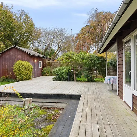Cozy Summer House By Stevns Klint And Rødvig