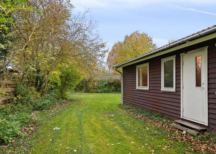 Cozy Summer House By Stevns Klint And