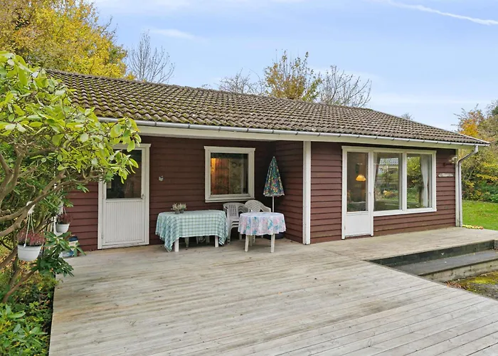Cozy Summer House By Stevns Klint And